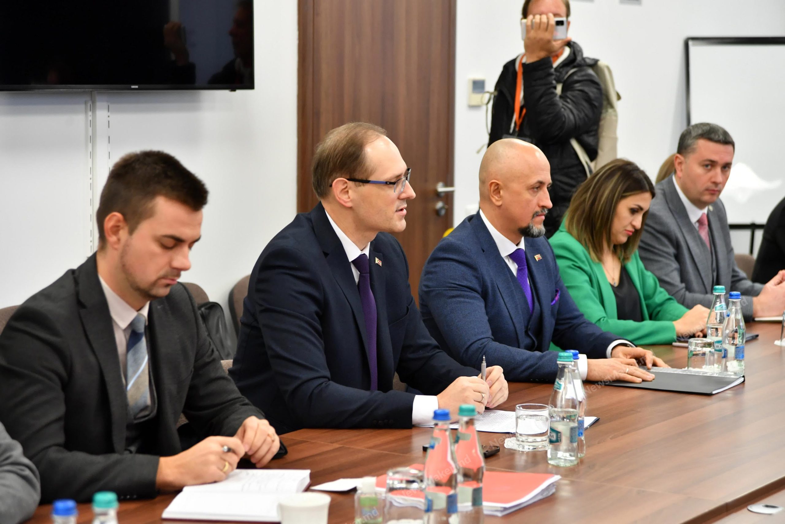 (ФОТО) Серебрян рассказал о встрече Кишинева и Тирасполя. Затронули и тему осужденного за пост об Украине Плешканова