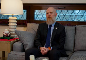 «Для меня действительно важно, что молдавские дети будут оставаться в Молдове». Интервью NM с главой миссии USAID в Молдове Скоттом Хокландером