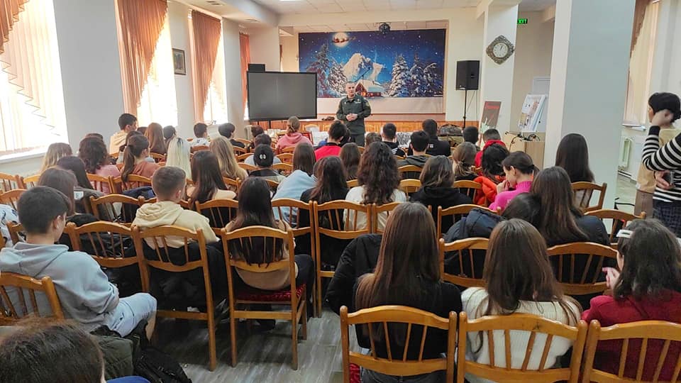 NM Espresso: о «лучшем способе разрушить Молдову», сомнительных мероприятиях в школах Гагаузии и о «нулевой терпимости к коррупции»