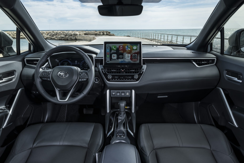 Toyota Centru Chisinau Continent объявляет о приеме предварительных заказов на новую Toyota Corolla Cross Hybrid