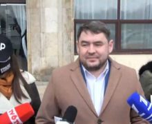 (ВИДЕО) Молдавские журналисты провели протест в Бухаресте против закрытия шести телеканалов