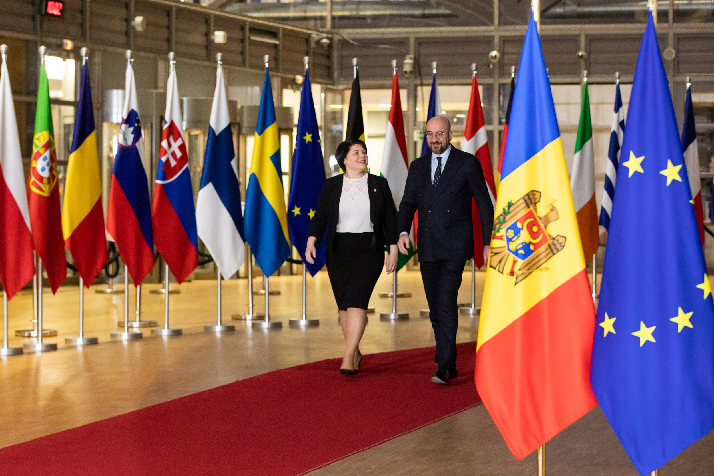 (FOTO) Gavrilița i-a povestit președintelui Consiliului European despre atacurile cibernetice din Moldova: „Ne confruntăm cu elementele unui război hibrid”