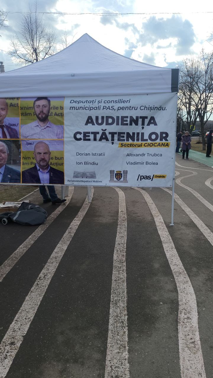 FOTO Ion Ceban, nemulțumit că PAS și-a instalat corturi pe aleea din sectorul Ciocana. Reacția partidului 