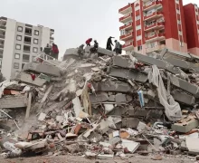 (ВИДЕО) В Турции из-под завалов спасли двухмесячного ребенка
