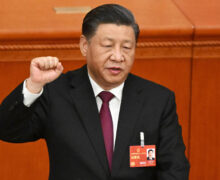 Си Цзиньпина в третий раз избрали главой Китая