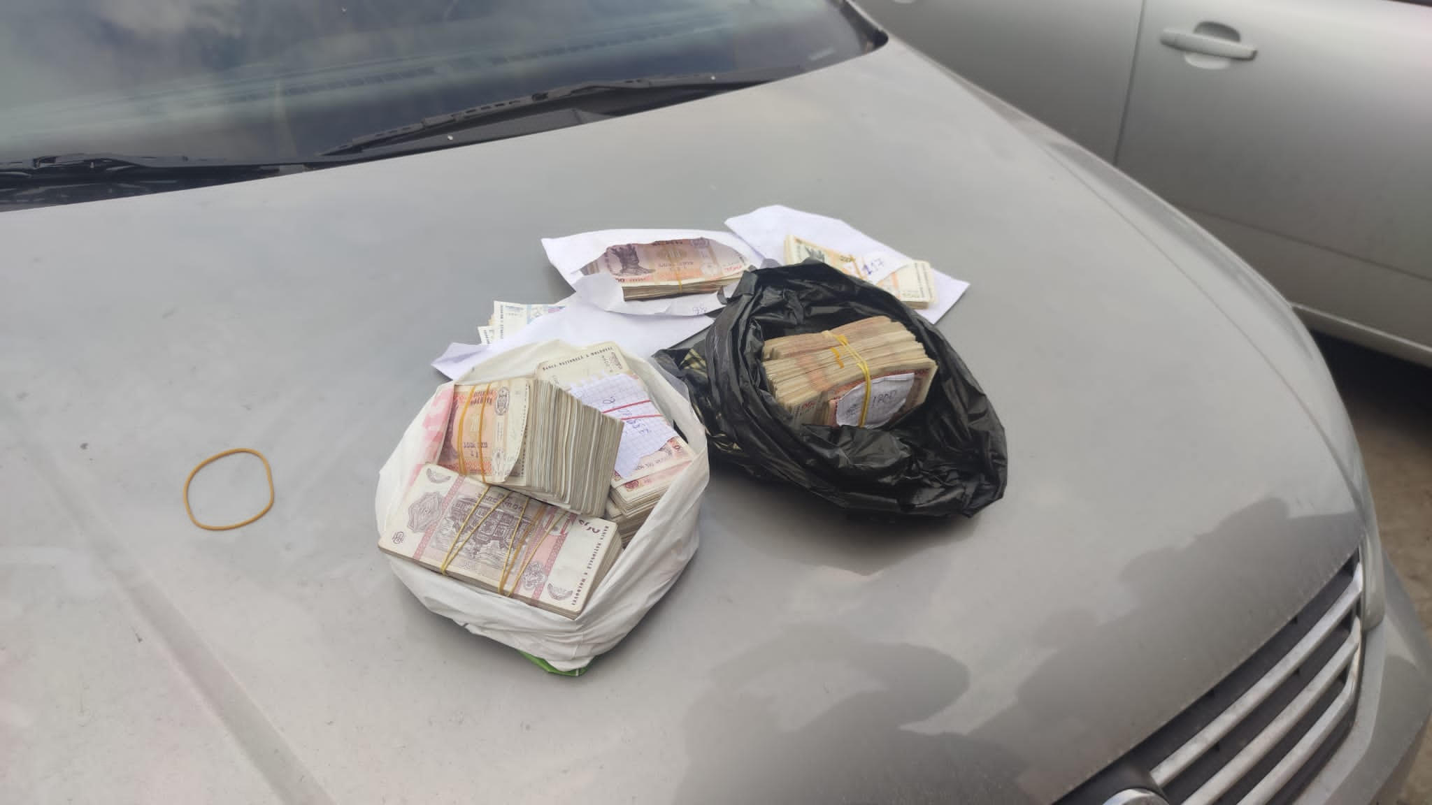 FOTO/VIDEO Peste 4,5 mln de lei - suma exactă confiscată de la reprezentanții Partidului ȘOR