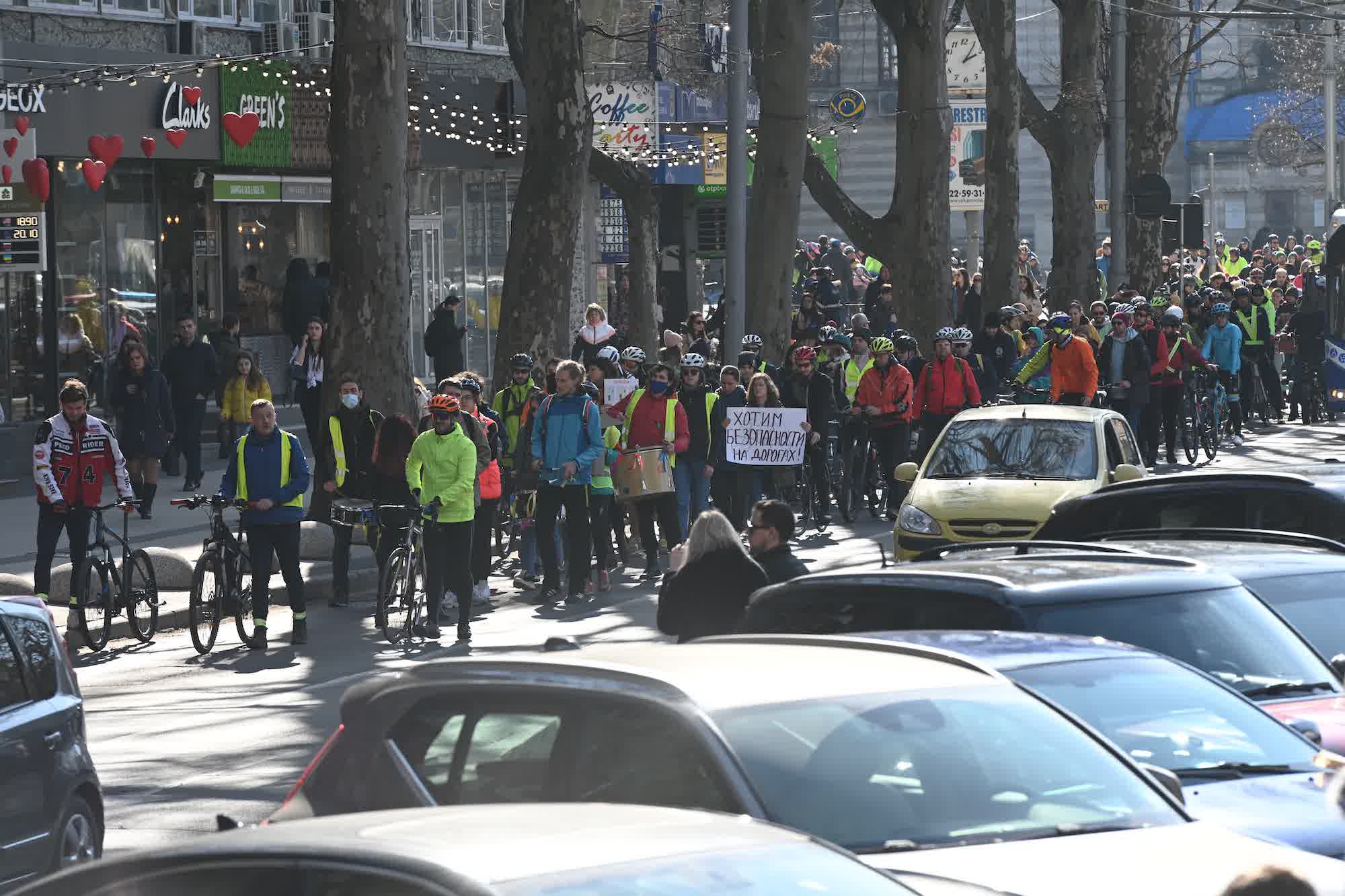 Fotoreportaj NM. Cum s-au mobilizat bicicliștii din Moldova urmare a accidentului de la Stăuceni 