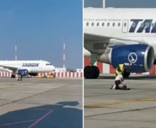 (VIDEO) România: O femeie, cu un copil mic în brațe, a încercat să prindă avionul din mers, pe Aeroportul Otopeni