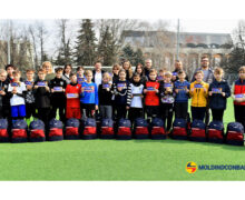 Moldindconbank предоставил спортивную экипировку для футбольного класса лицея им. Н. Гоголя в Кишиневе