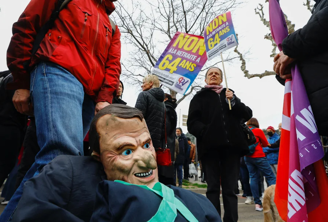 (ФОТО) Более миллиона человек по всей Франции приняли участие в акциях против пенсионной реформы