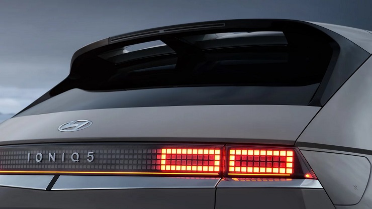 Hyundai IONIQ 5 – Награжденный титулом «Автомобиль Года 2022», он откроет для вас новые возможности