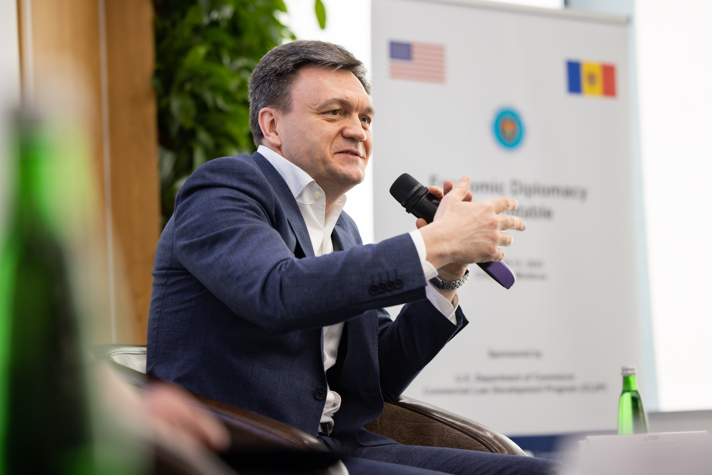 Recean îndeamnă ambasadorii Republicii Moldova să promoveze produsele autohtone: Cei care vor investi vor avea acces la piața UE