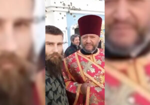 (ВИДЕО) Экс-мэр Харькова Михаил Добкин в облачении диакона благословил ВСУ на победу