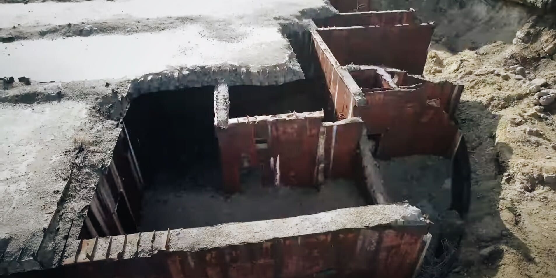 (FOTO, VIDEO) Buncărul din Șoldănești. De ce nu poate fi demolat și când va apărea o pădure în locul acestuia
