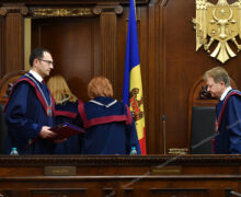 Eșec pentru socialiști și comuniști, la Curtea Constituțională. Româna – limba oficială în Moldova