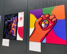 (FOTO) Trăirile persoanelor LGBTQ+, redate prin ilustrații. O nouă expoziție în capitală