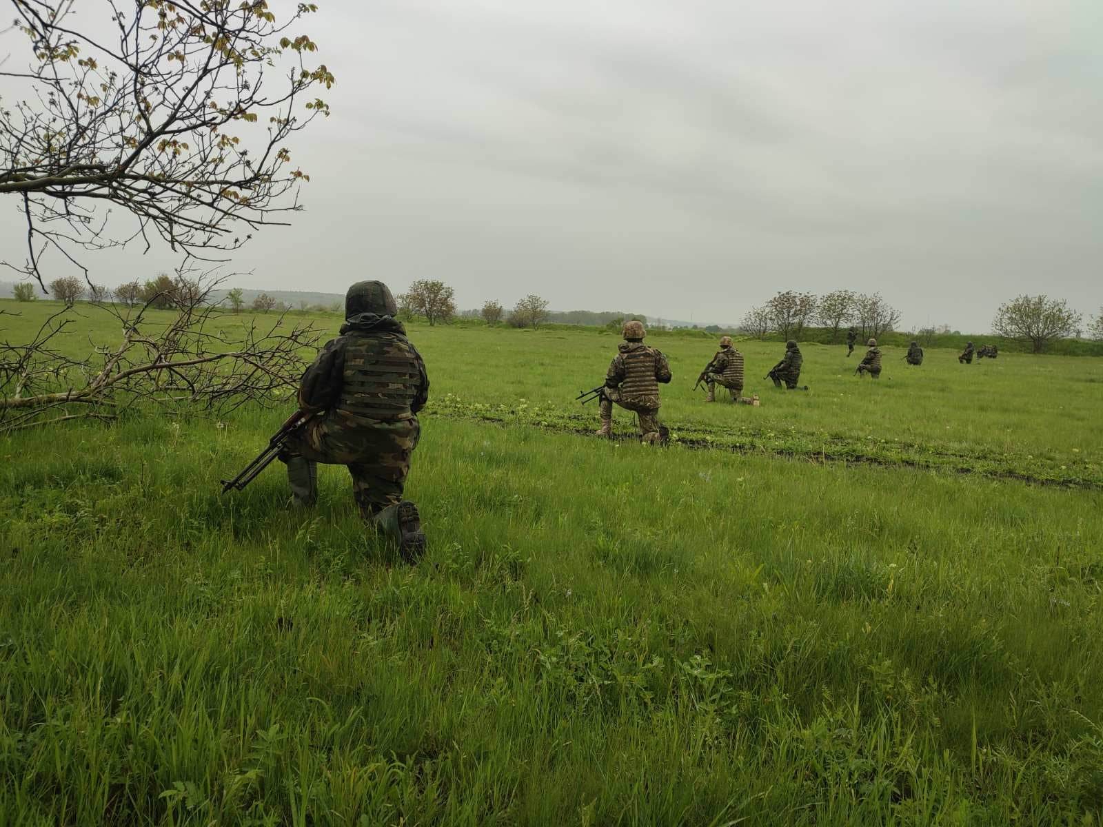 (ФОТО) Молдова и Румыния проводят совместные военные учения