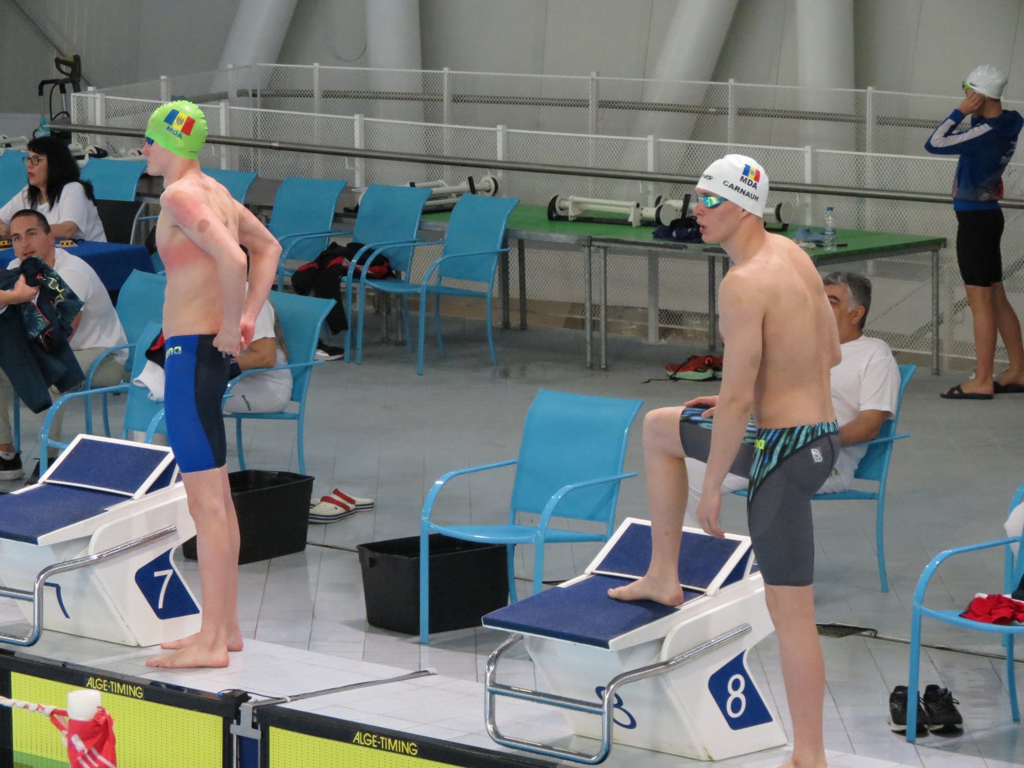 (ФОТО) Пловцы из Молдовы завоевали 34 медали на международном турнире «Grand Prix»