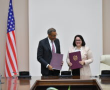 Молдова и США подписали соглашение об «открытом небе»