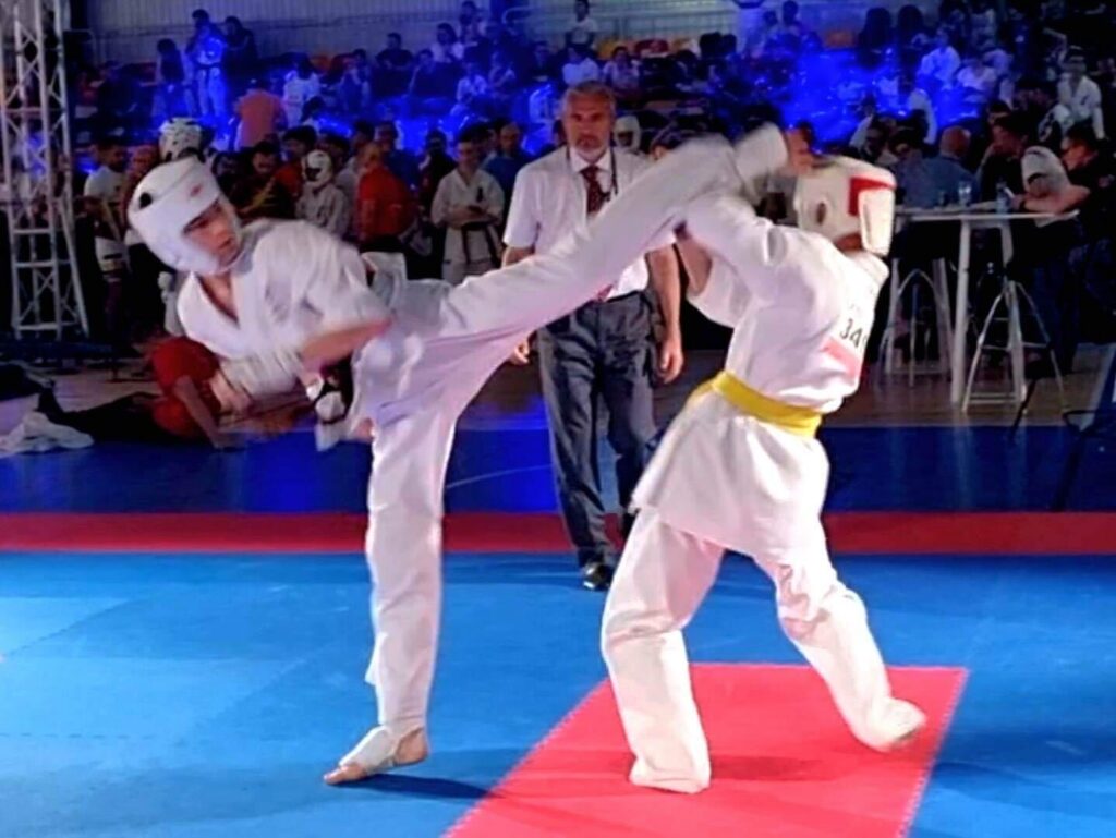 (ФОТО) Команда из Молдовы завоевала четыре золотые медали на чемпионате Европы по карате