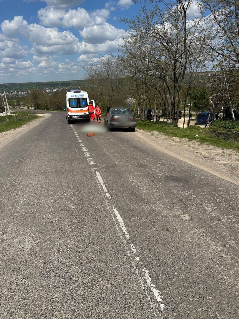 FOTO Doua accidente rutiere timp de o zi în raionul Soroca: o femeie a decedat, iar un adolescent se află în stare gravă