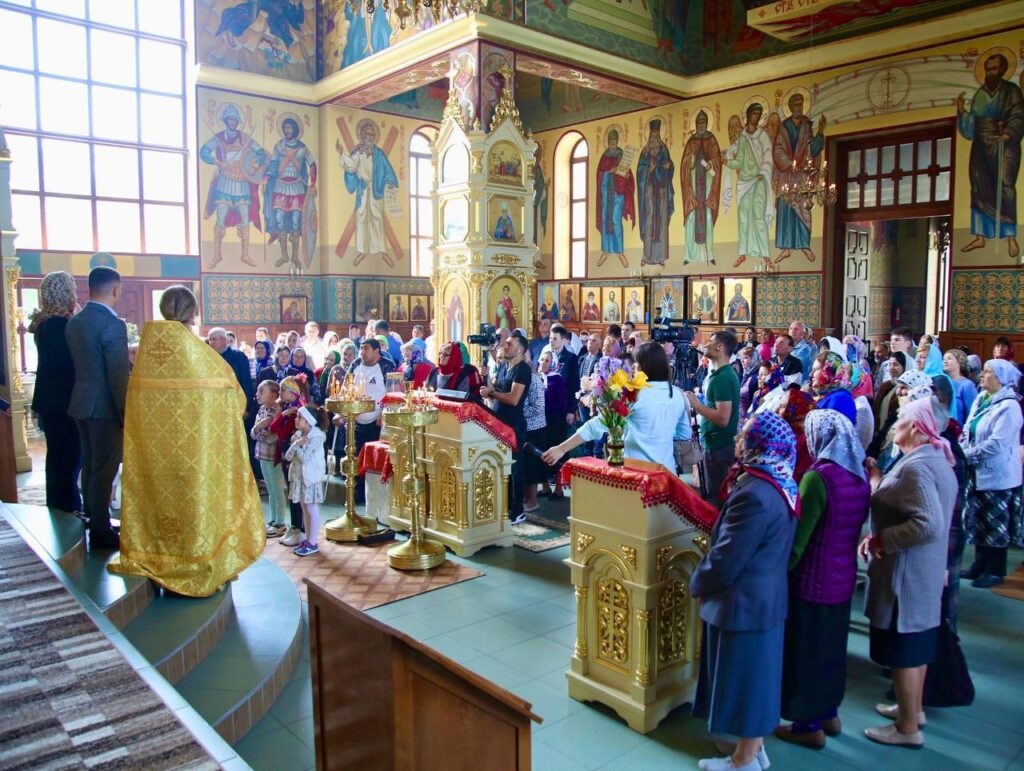 În plin război în Ucraina, conducerea Moscovei a trimis „un cadou” pentru biserica din Basarabeasca. A venit să-l transmită însuși ambasadorul Rusiei