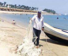 În Egipt sunt scoase plasele, instalate în mare pentru a proteja turiștii de rechini. Ce spun autoritățile 