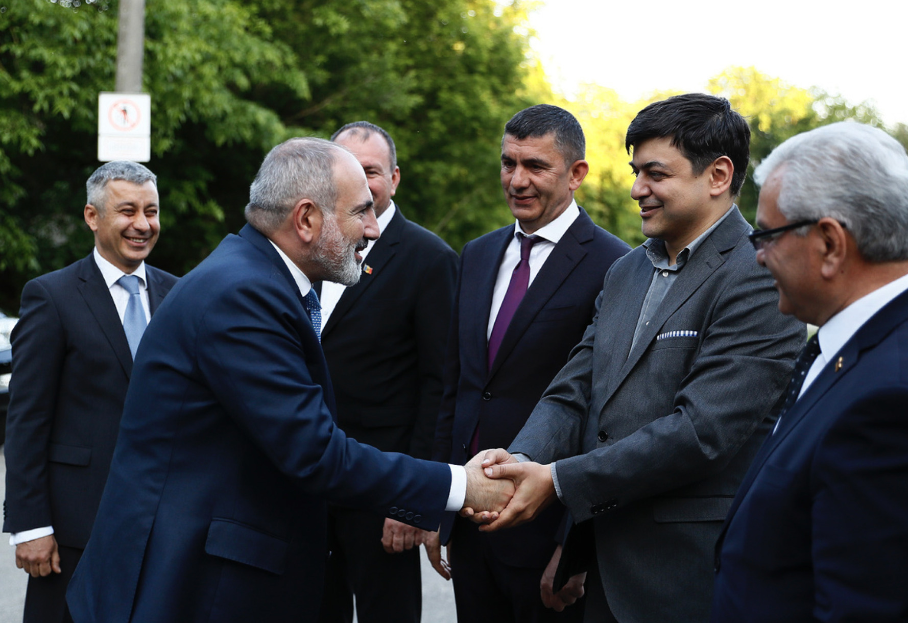 FOTO Premierul Armeniei a vizitat conacul Manuc Bey de la Hâncești și s-a întâlnit cu comunitatea armeană