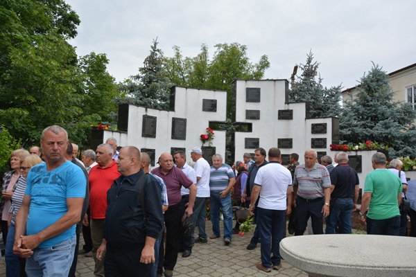 (ФОТО) «Одна из самых трагических страниц конфликта». В Варнице почтили память павших на плато Варница-Тигина