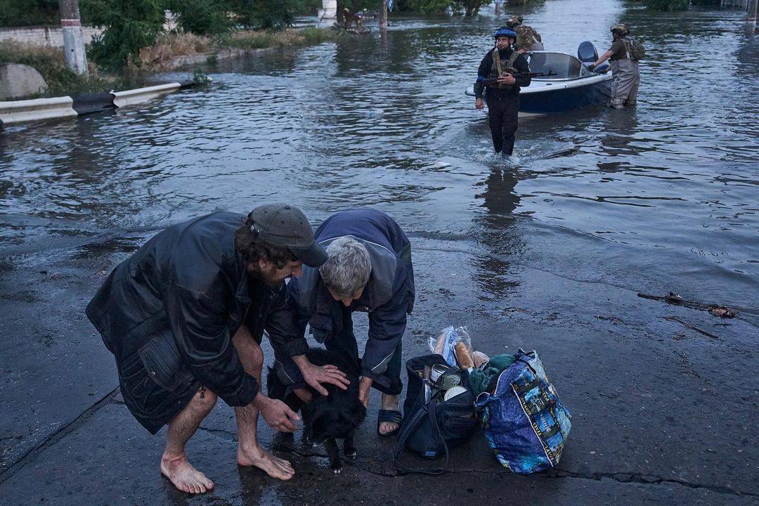 (ФОТО) Херсон частично затоплен. Как выглядит город после разрушения Каховской ГЭС