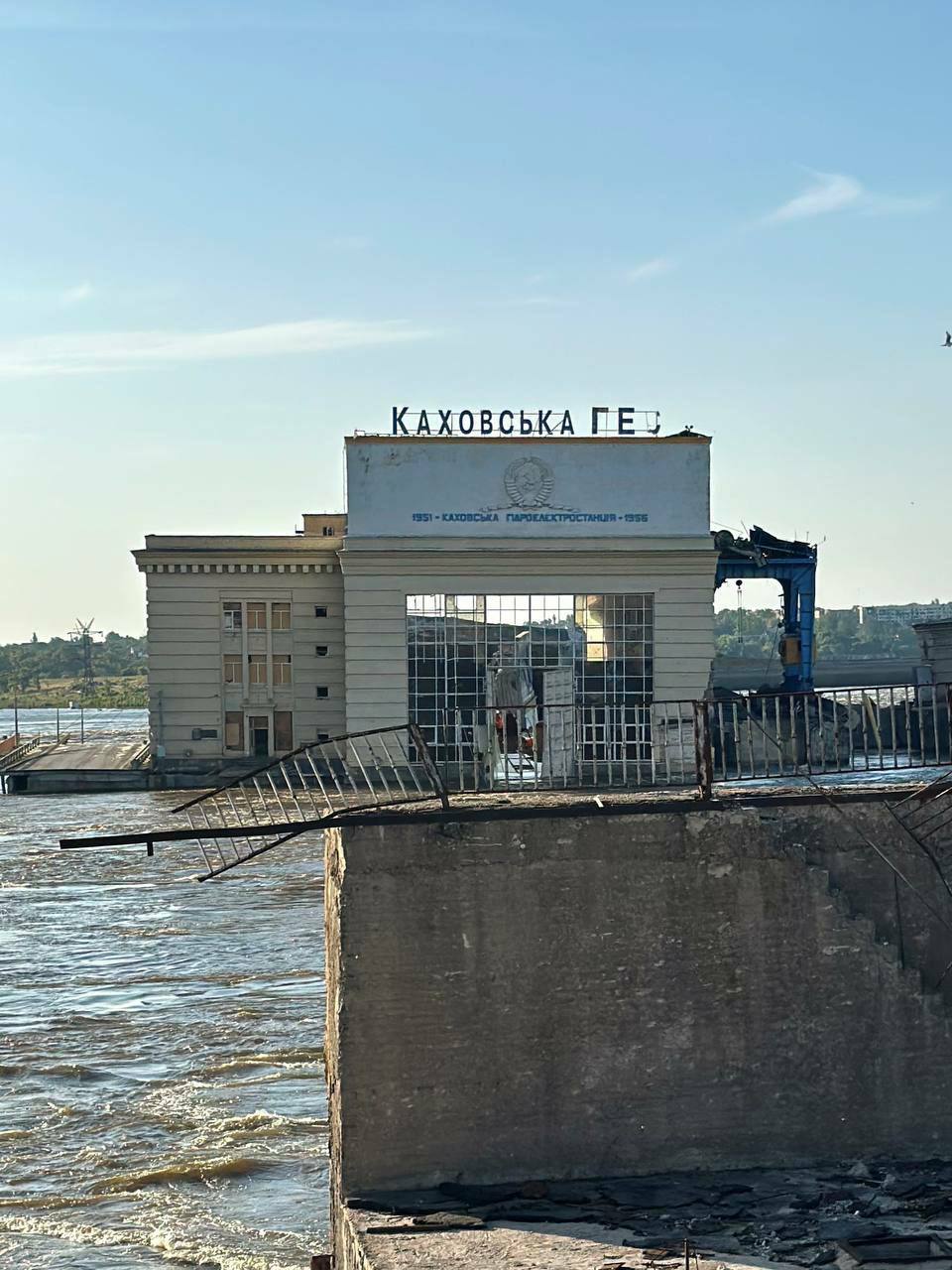FOTO Cum arată acum hidrocentrala de la Nova Kahovka. Imaginile publicate în Ucraina 