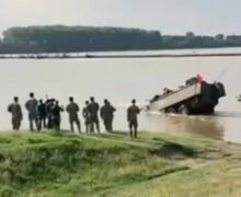 VIDEO O blindată Piranha a Armatei Române s-a scufundat în Dunăre în timpul exercițiilor militare NATO la care participă și militari moldoveni