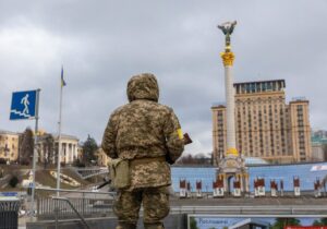 Несколько посольств в Киеве закрылись из-за возможной масштабной воздушной атаки