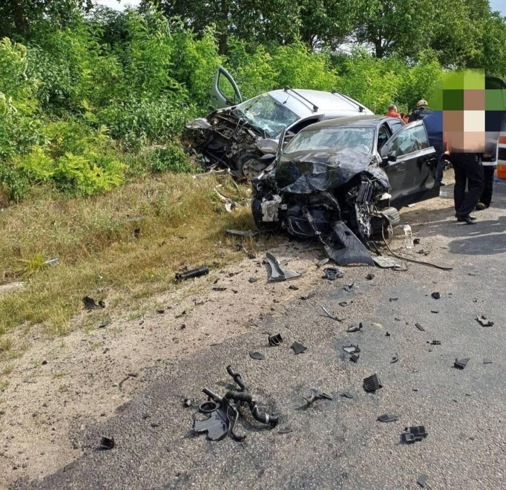 Noi detalii despre accidentul din raionul Drochia, soldat cu un mort și trei răniți: una dintre mașini era furată