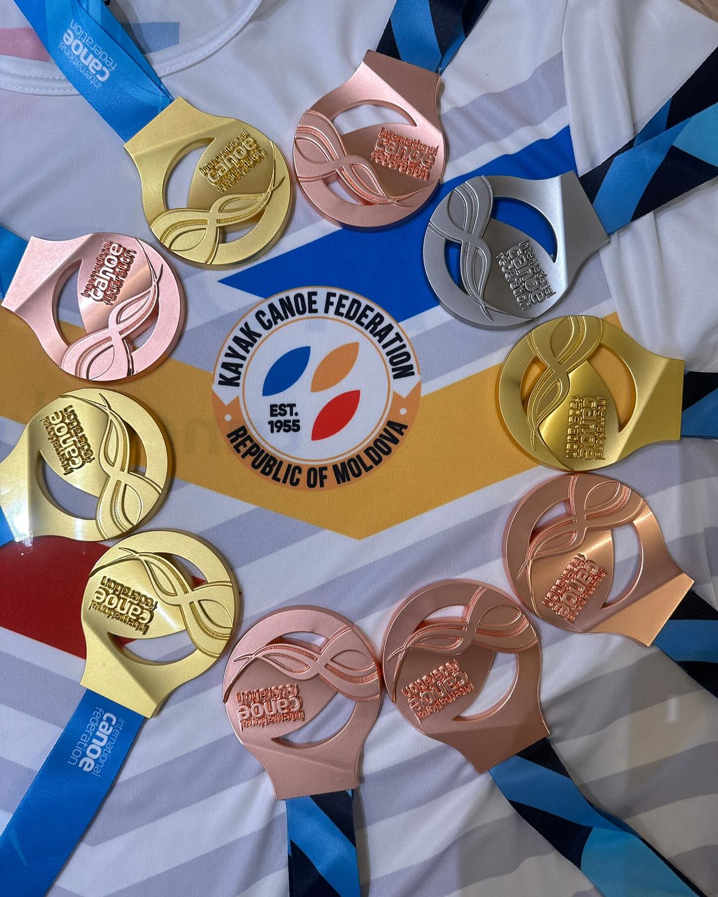 Președinta Maia Sandu felicită canoiștii din Moldova care au cucerit șapte medalii la campionatul mondial din Italia