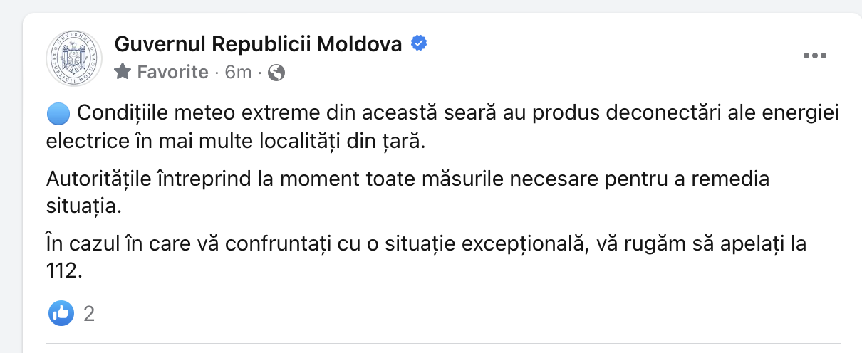 (ФОТО) Заблокированные трассы и массовое отключение электричества. Последствия непогоды на севере и в центре Молдовы