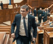 Grosu scoate deputații din vacanță. Miercuri și joi va avea loc ședința plenară a Parlamentului