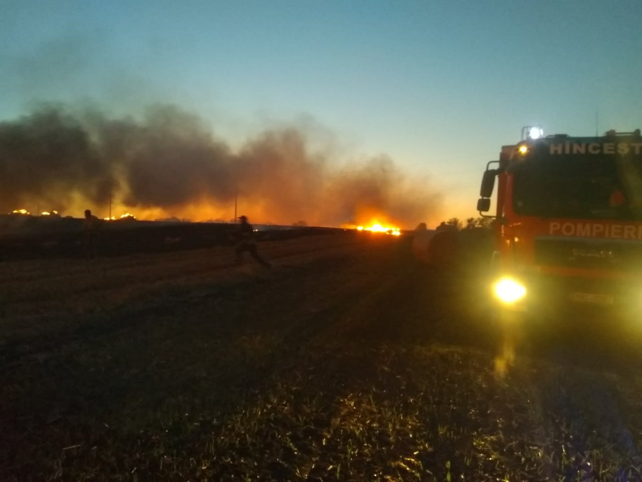(ФОТО) В Молдове за сутки произошло более 30 пожаров