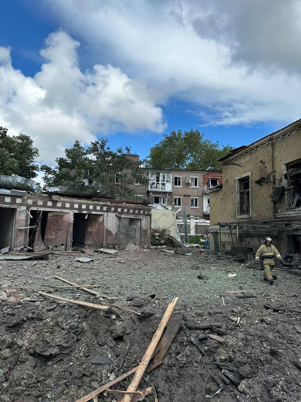 (ФОТО, ВИДЕО) Взрыв в Ростовской области. Пострадали более десяти человек