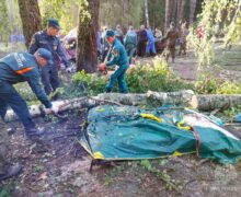 (ФОТО) Во время урагана в Марий Эл деревья завалили палаточный лагерь с туристами. Погибли 10 человек