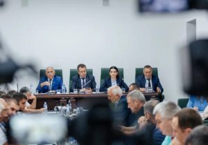 Deputații de la Comrat vor discuta proiectul de lege PAS, care obligă Găgăuzia să restituie TVA din bugetul local, cu ambasadorii SUA și UE