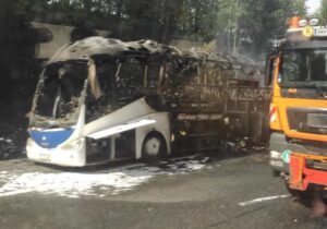 (ВИДЕО) В Австрии сгорел пассажирский автобус, ехавший из Испании в Молдову. Что рассказали в МИДЕИ