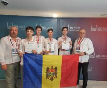 Учащиеся одного лицея Молдовы завоевали три медали на олимпиаде по информатике в Венгрии