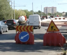 «Огромные пробки, а рабочих нет». Водители о ремонте моста на ул. Михай Витязул