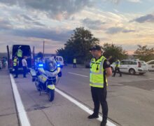 (ФОТО, ВИДЕО) Полиция устроила «фильтр» на выезде из Кишинева (UPD)