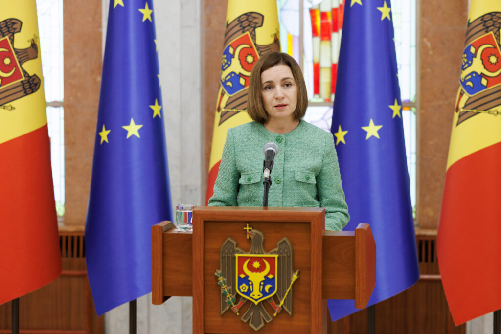 NM Espresso: как Шора пригласили в Молдову, о новой концессии аэропорта Кишинева и стратегии нацбезопасности страны