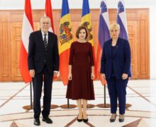 NM Espresso: despre patimile bisericești din Moldova, noul proiect al Irinei Vlah și cum a fost mușcat președintele Austriei de câinele Maiei Sandu