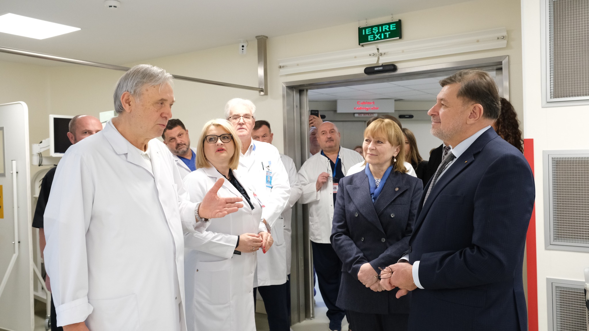 FOTO Miniștrii Sănătății de la Chișinău și București, în vizită la spitalul de Urgențe din capitală: au discutat cu personalul medical