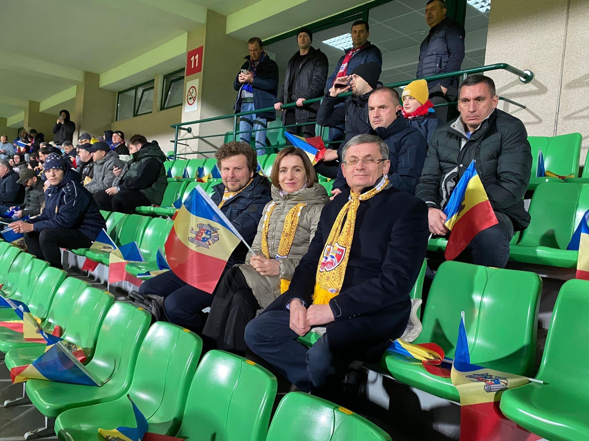 FOTO Meci Moldova-Albania. Maia Sandu, alături de Igor Grosu și Dan Perciun - în tribune