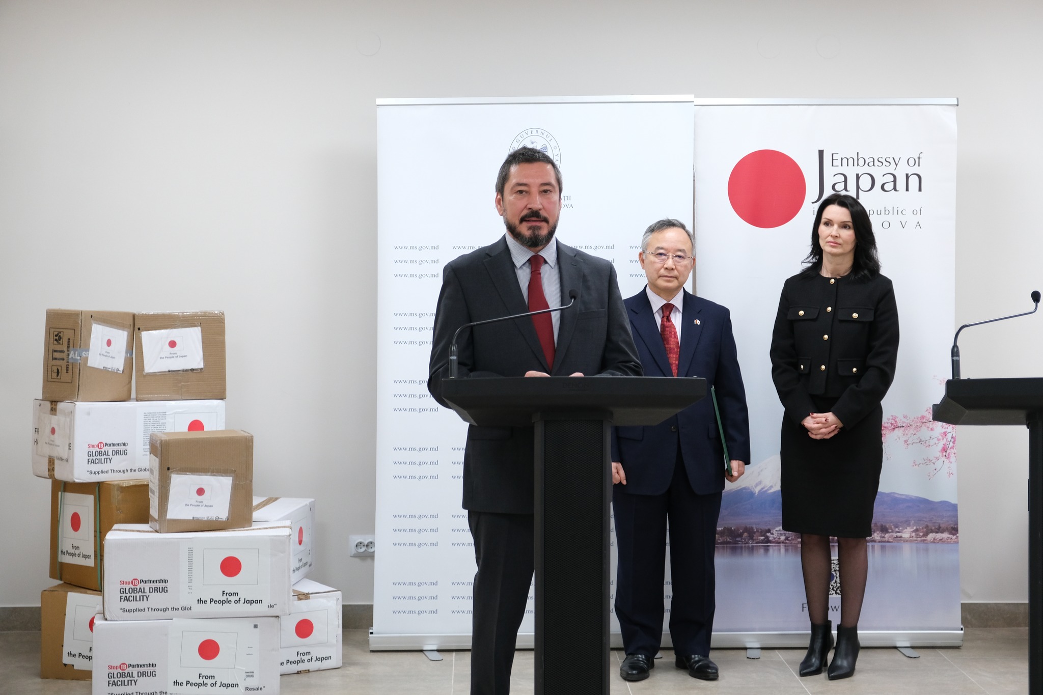 Japonia dă o mână de ajutor Moldovei în lupta cu tuberculoza. Guvernul de la Tokyo a donat medicamente de peste $330 000